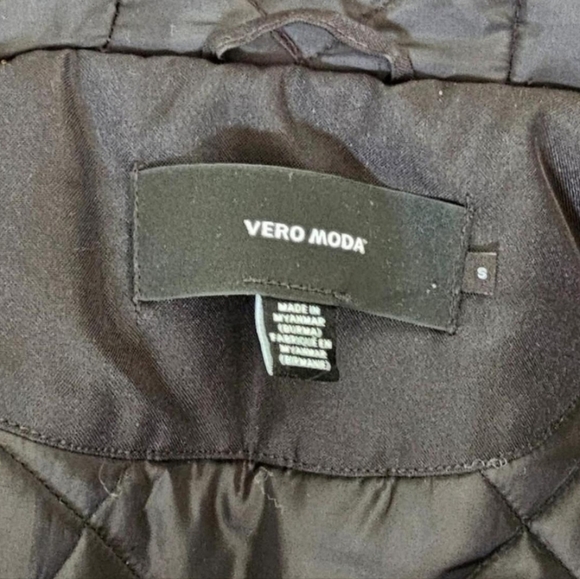 Vera Moda Size S Women's Black Hooded Parka with Faux Fur Trim Winter Coat - Picture 4 of 4